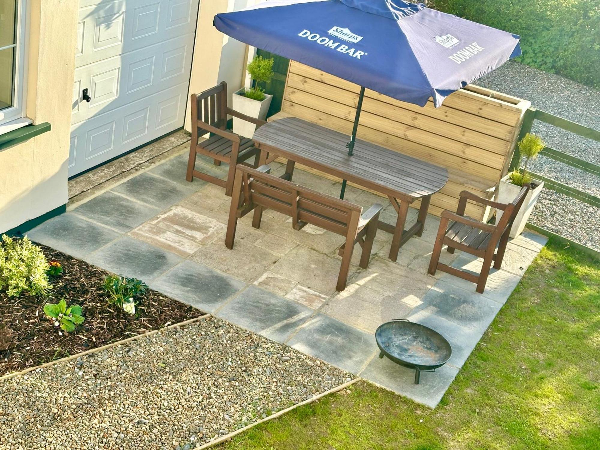 The Cow Shed Apartamento Narberth Exterior foto